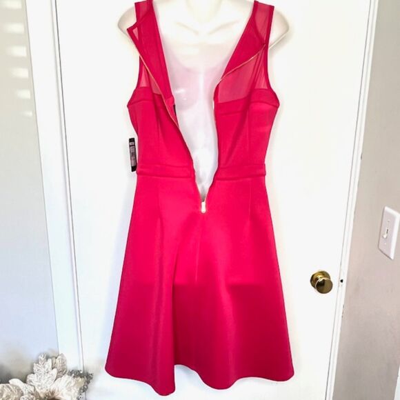 NWT GUESS "RITA" ROSE RED SKATER DRESS MESH CUTOUTS SIZE 10 - Picture 11 of 12